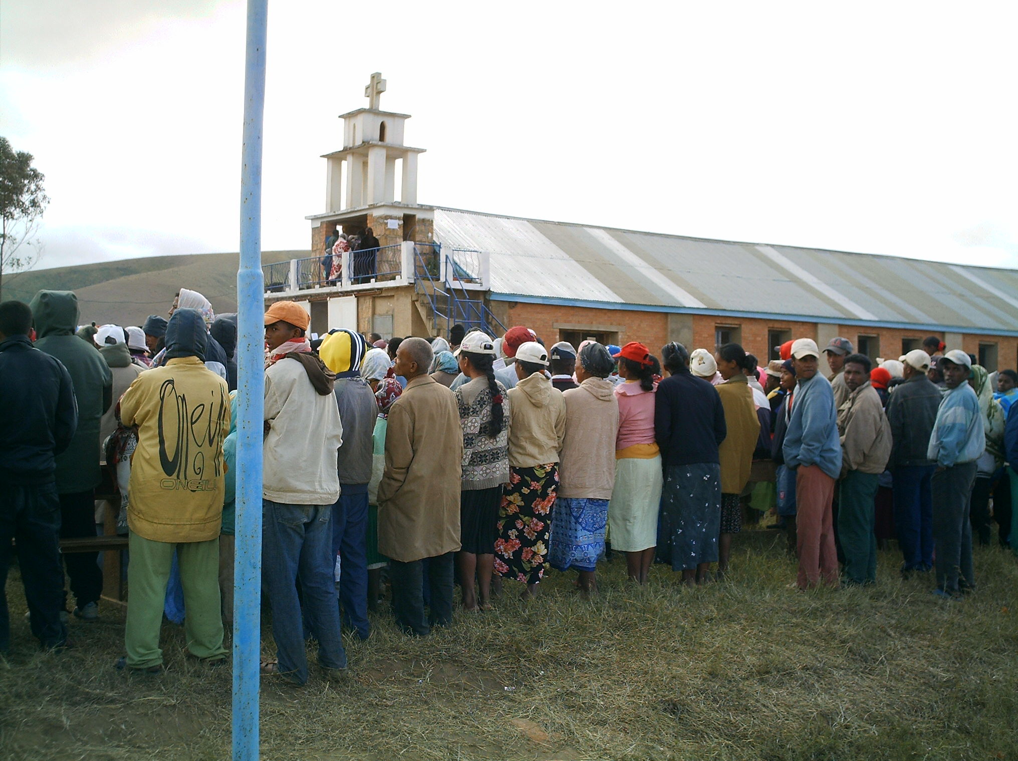 Ny Fiangonana misy lagraoty